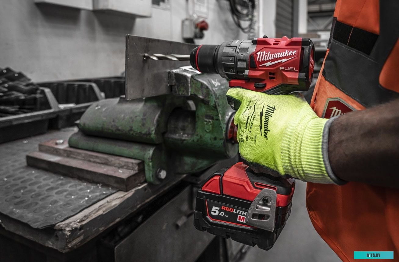 Milwaukee M18 FUEL M18FPD3-502X 4933479860 (с 2-мя АКБ, кейс)