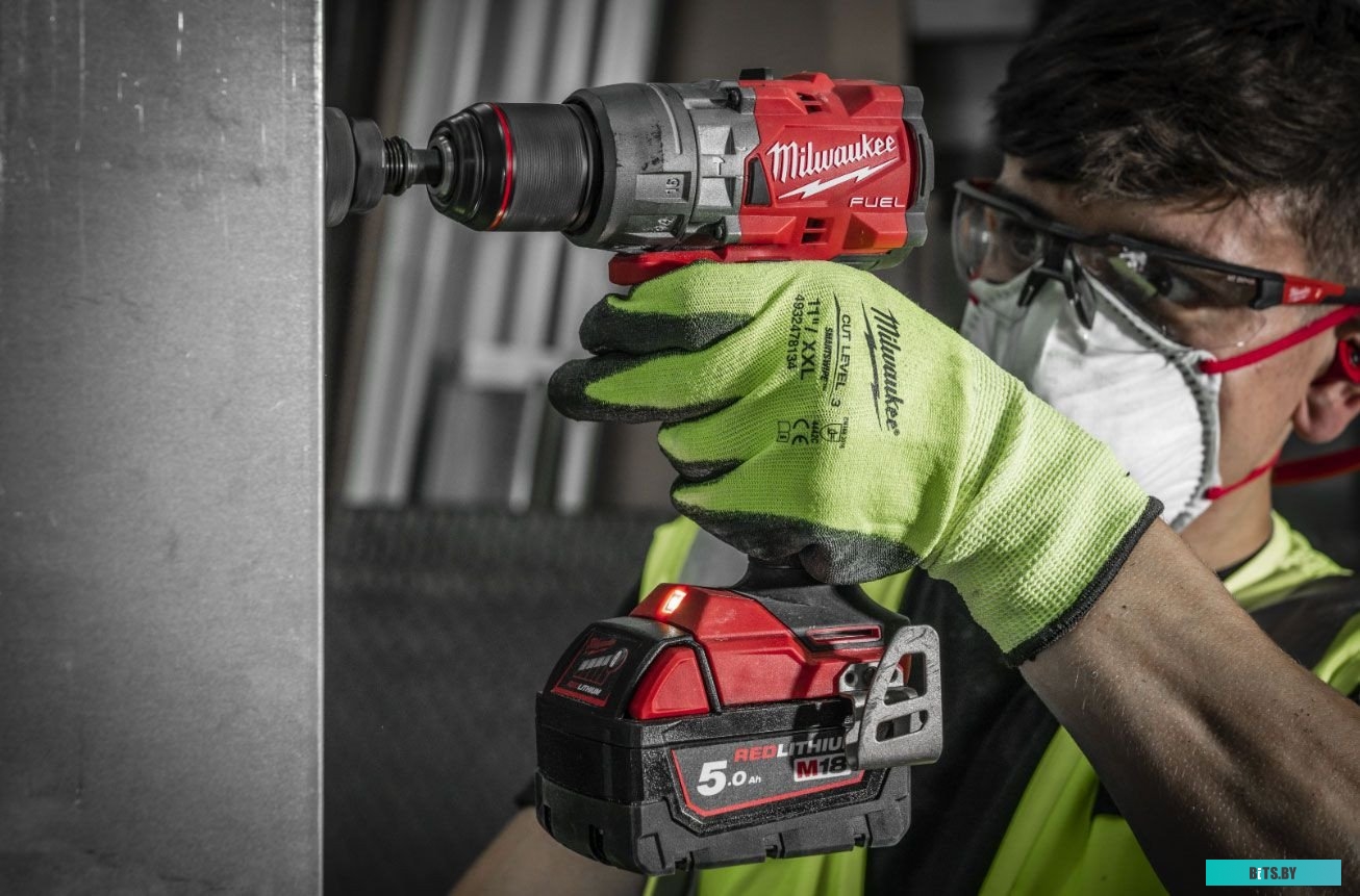 Milwaukee M18 FUEL M18FPD3-502X 4933479860 (с 2-мя АКБ, кейс)