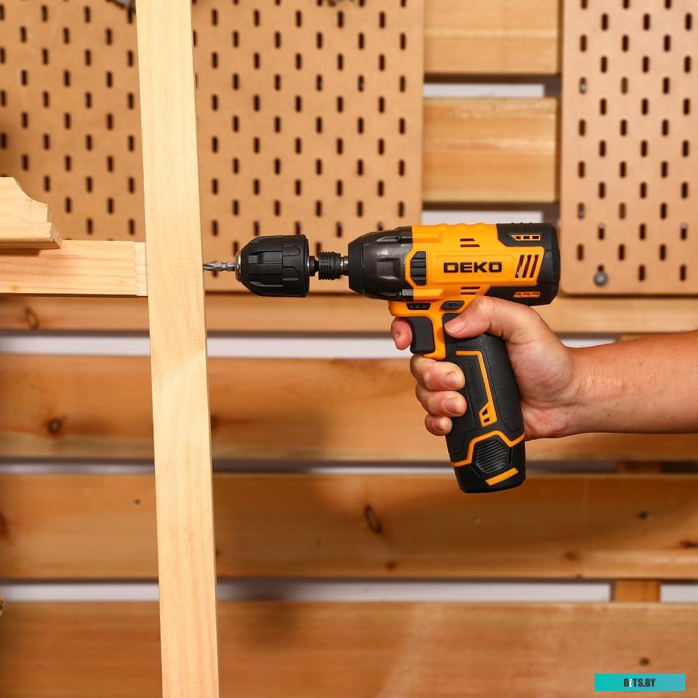 Deko DKIS12-Li Set 063-4390 (с 2-мя АКБ, кейс)