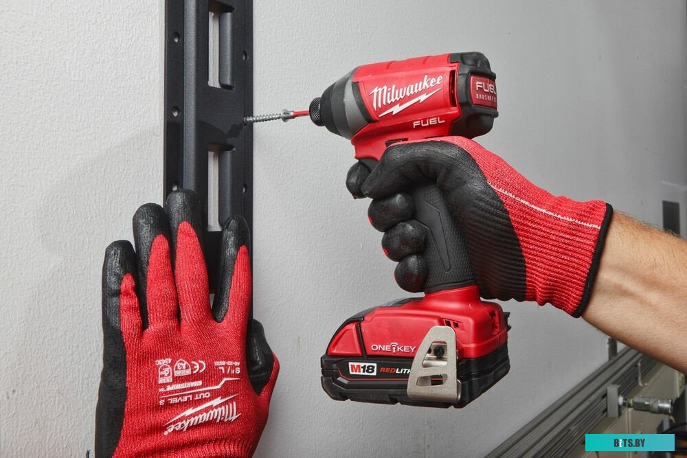 4058546325237 4932472127 Milwaukee PackOut 4932472127