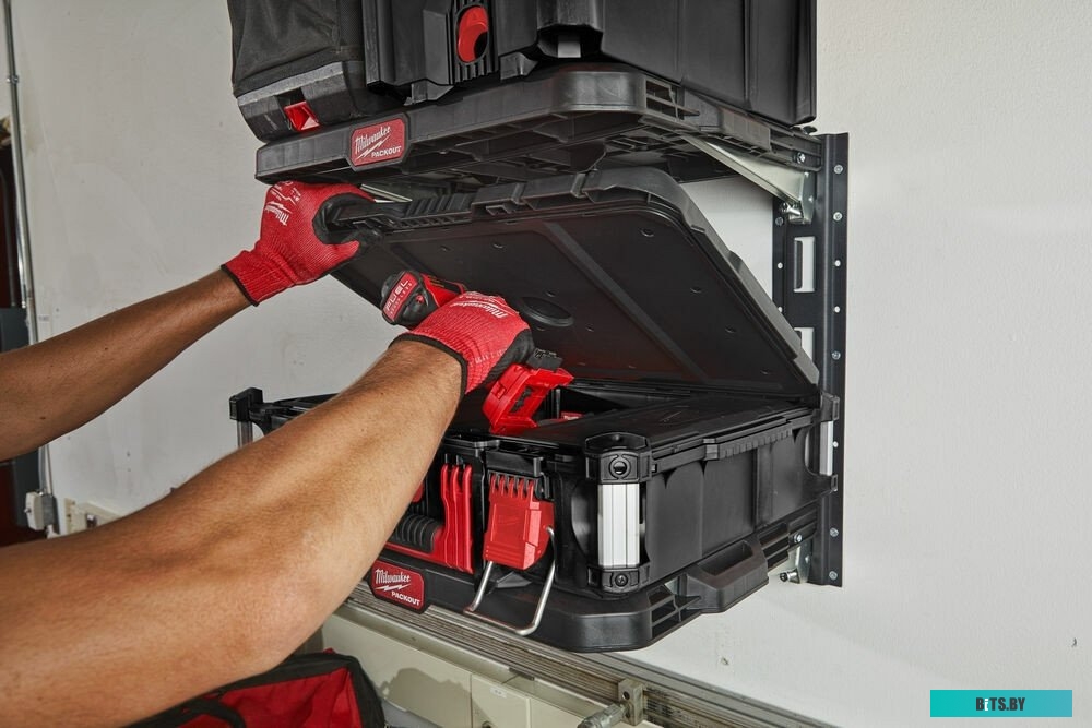 4058546325237 4932472127 Milwaukee PackOut 4932472127