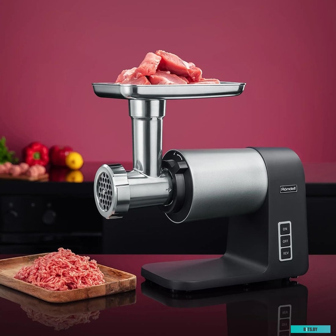 RDE-1451 Мясорубка Rondell 1451-RE-01,  серебристый / черный