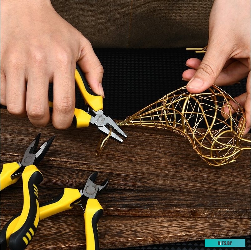 Набор плоскогубцев Deli DL103201-3  (комбинированные плоскогубцы 115мм, удлиненные плоскогубцы 125мм, диагональные бокорезы 110мм, двухкомпонентная ру