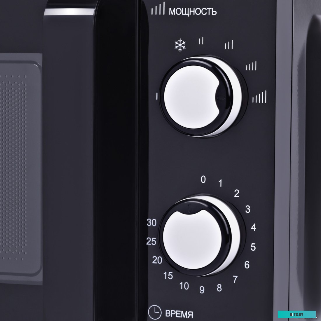 SUN-MW031 Микроволновая печь SUNWIND SUN-MW031, 700Вт, 20л, черный