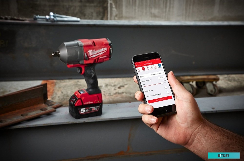 Milwaukee M18 ONEFHIWF12-502X 4933459727 (с 2-мя АКБ, кейс)