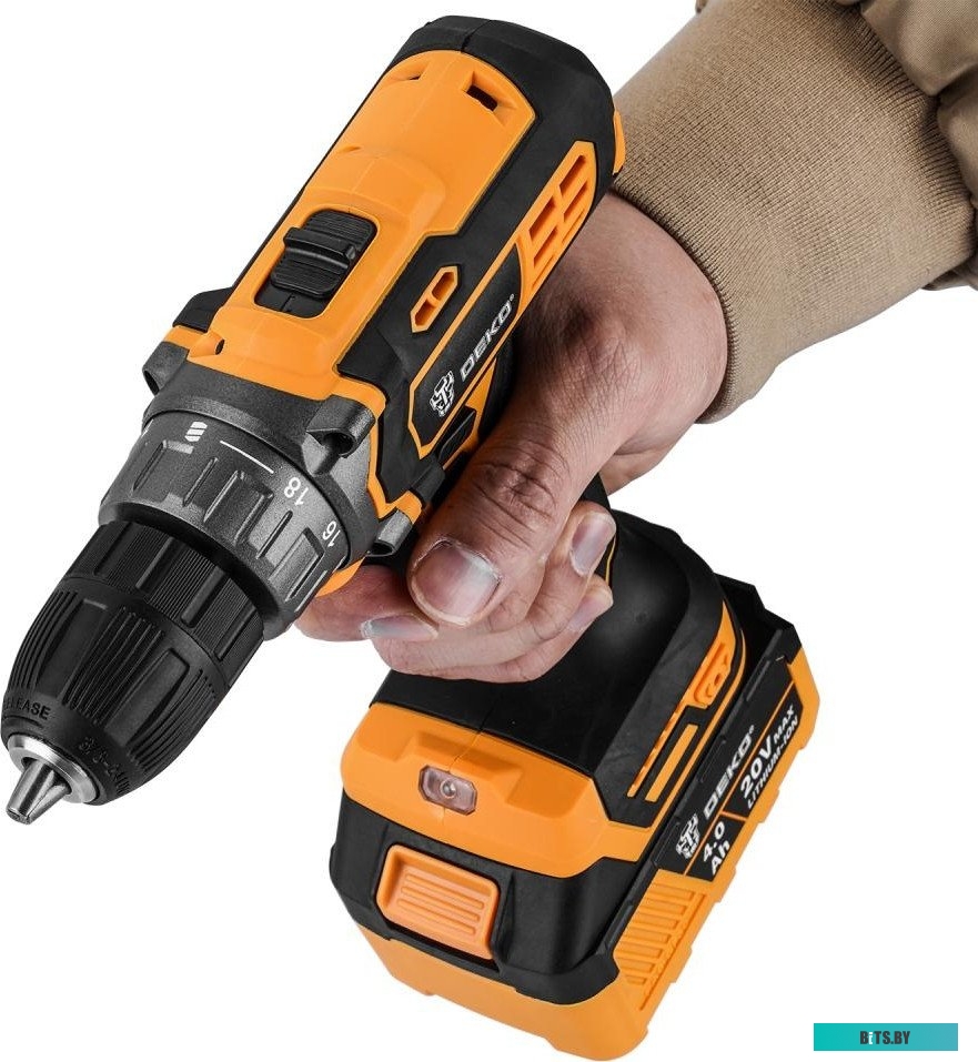 063-4204 Набор электроинструмента DEKO DKCD20/DKAG20-125: дрель-шуруповерт DKCD20, УШМ DKAG20-125, (2 инстр. в компл.) [063-4204]