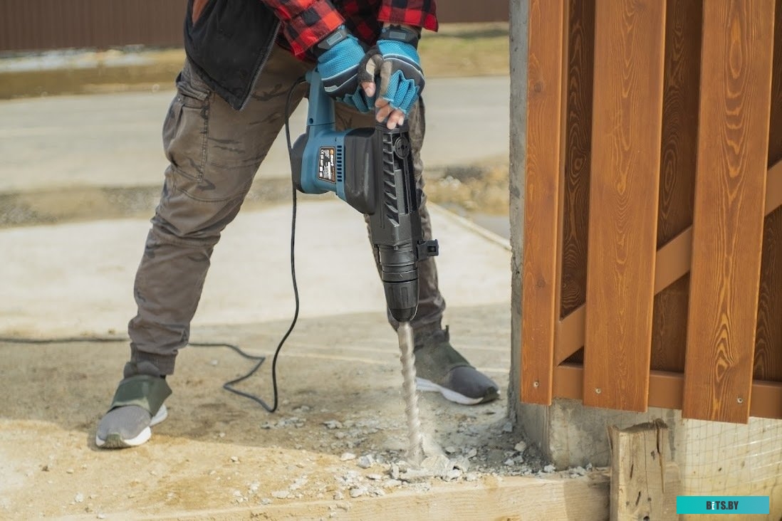 93410457 Перфоратор BORT BHD-1500-MAX [93410457]