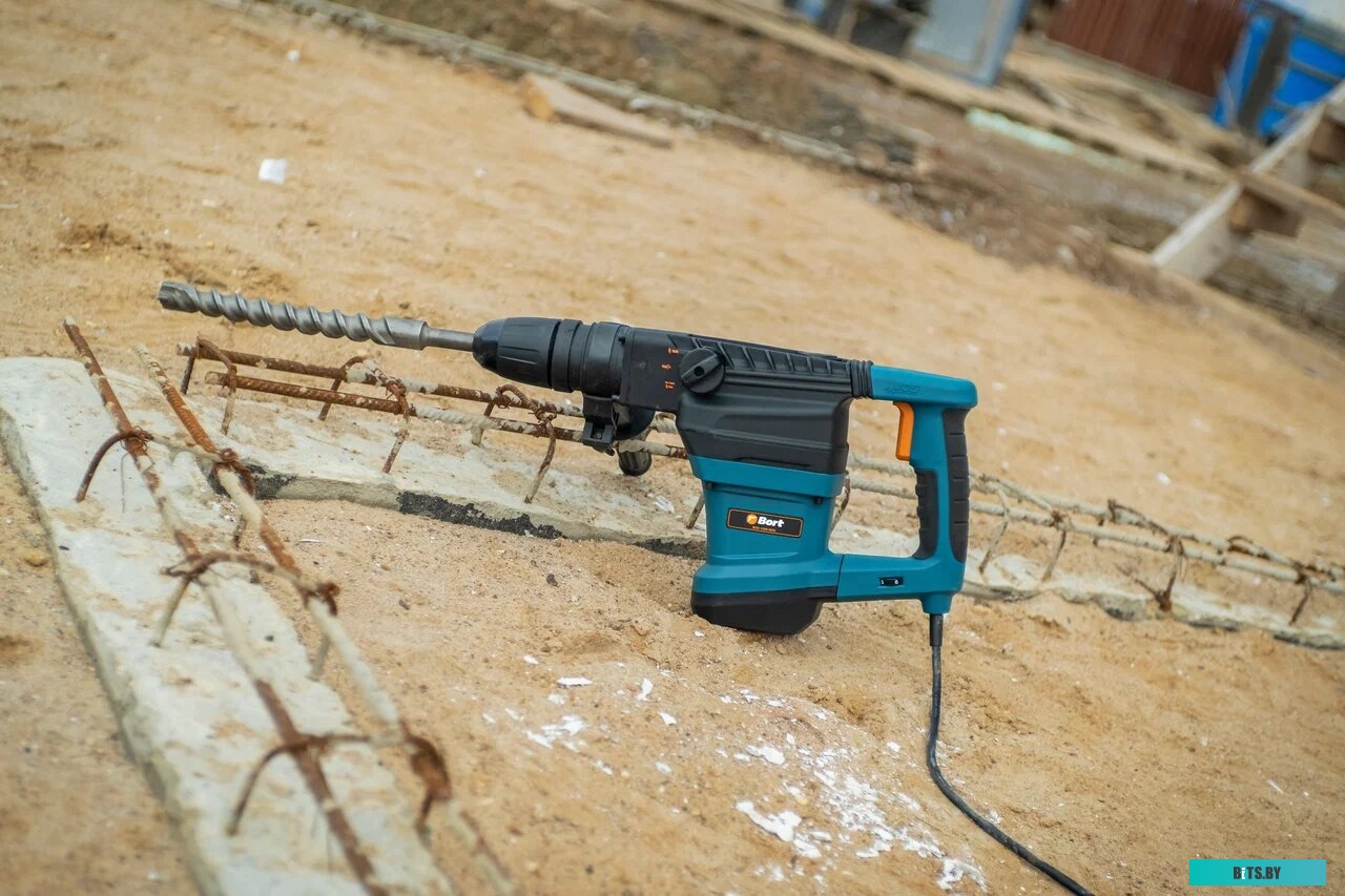 93410457 Перфоратор BORT BHD-1500-MAX [93410457]