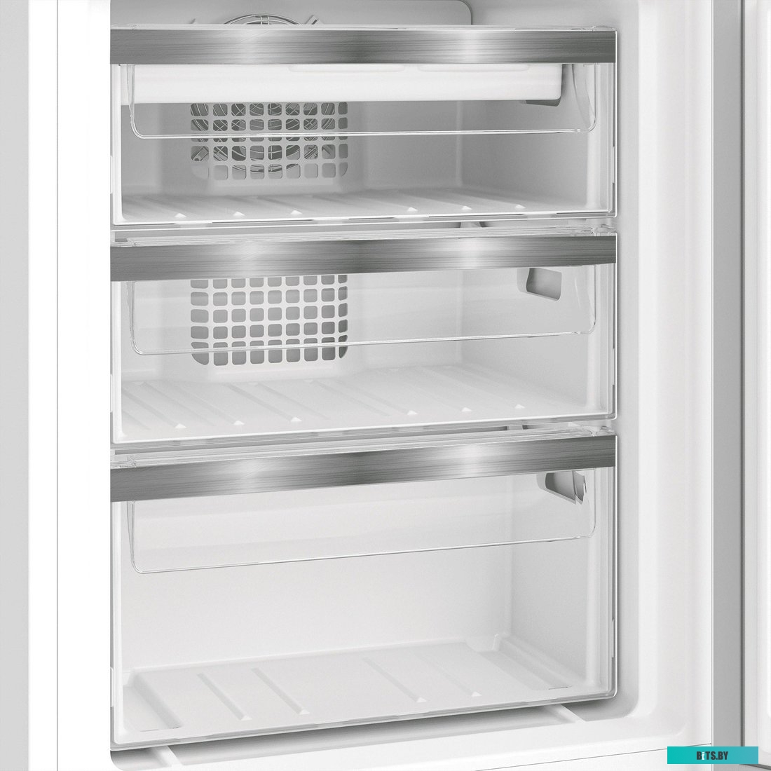 869891800020 Встраиваемый холодильник HOTPOINT HBT 18 белый