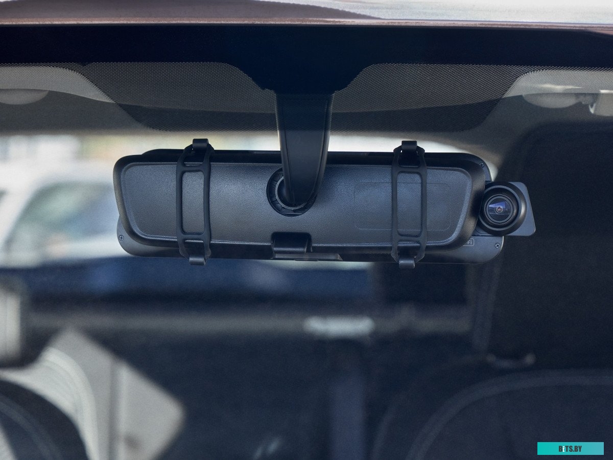 1049494 Видеорегистратор ROADGID Blick 3,  черный