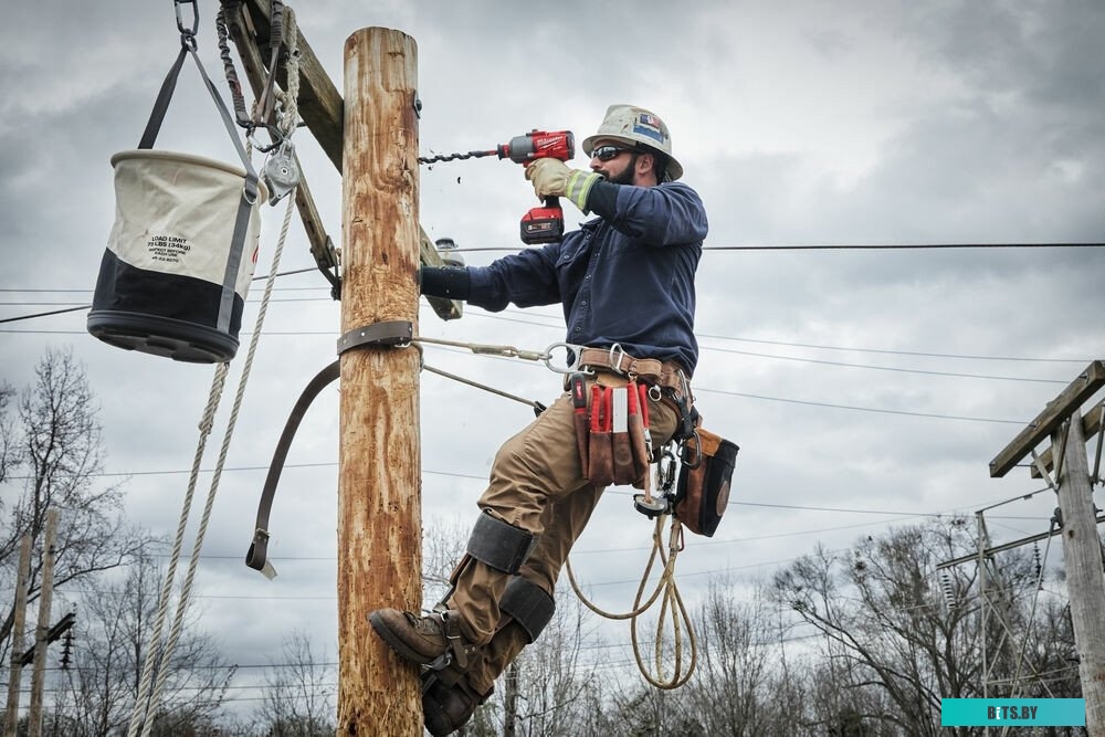 4058546369460 4933479152 Milwaukee M18 FUEL M18ONEFHIWH716-0X 4933479152 (без АКБ, кейс)