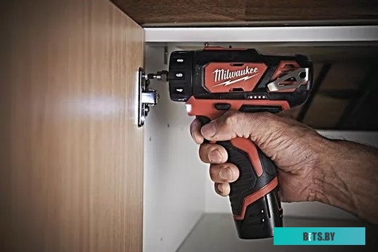 Milwaukee M12 BDDXKIT-202C 4933447836 (с 2-мя АКБ, кейс)