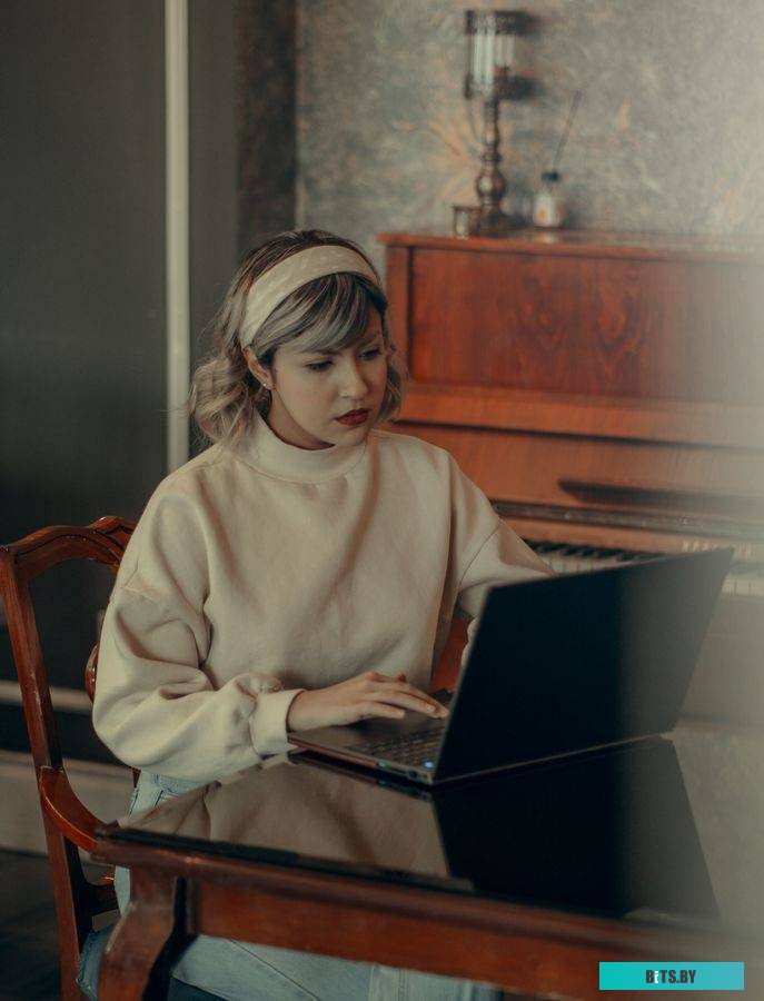 Ноутбук CHUWI CoreBook XPro CWI530-50885E1PDMXX
I5-10210U 15.6inch 1920*1080 /IPS/16Gb+512GB /Windows 11 Home