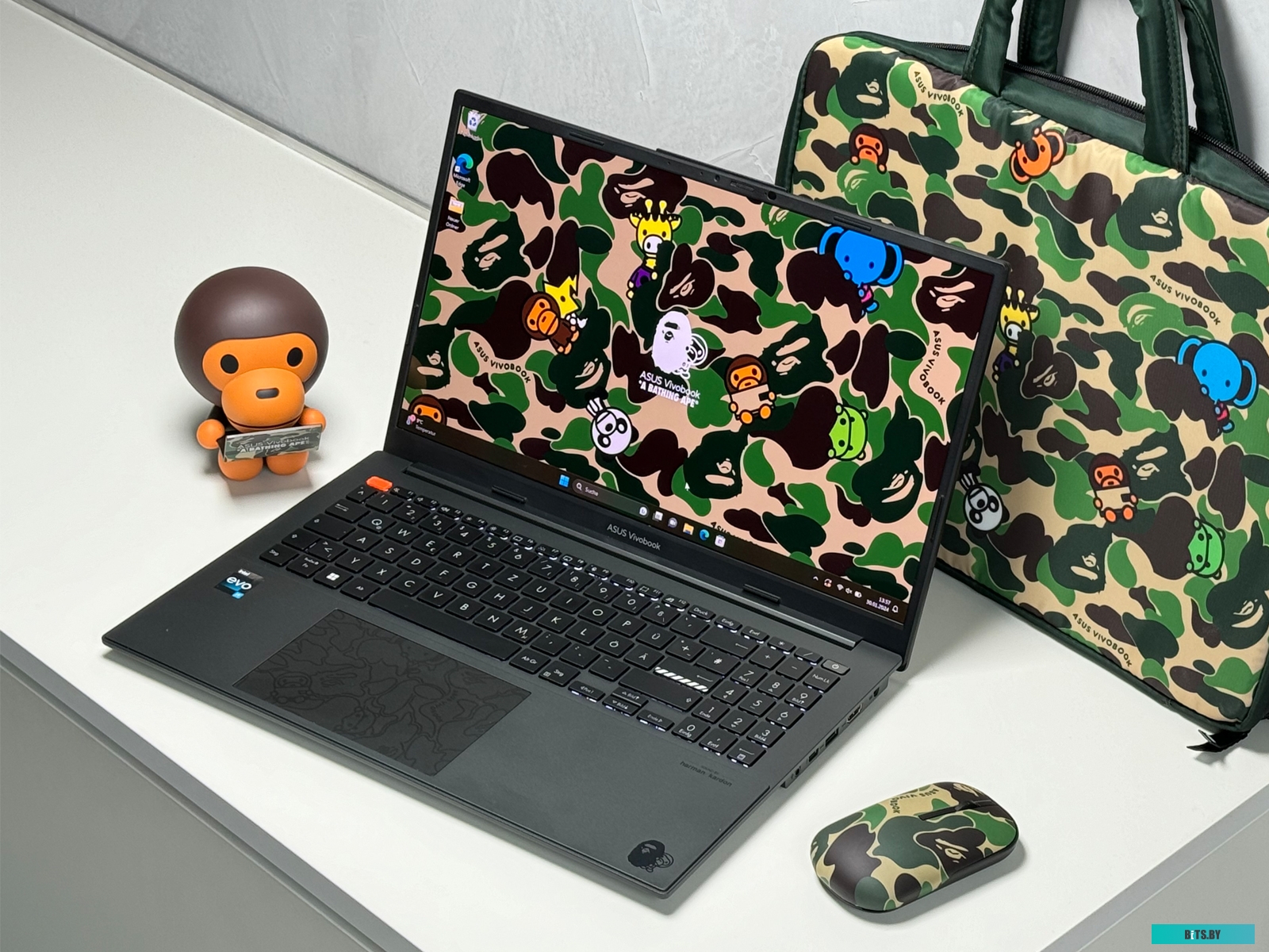 Ноутбук ASUS VivoBook S15 OLED BAPE Edition K5504VA-MA343W