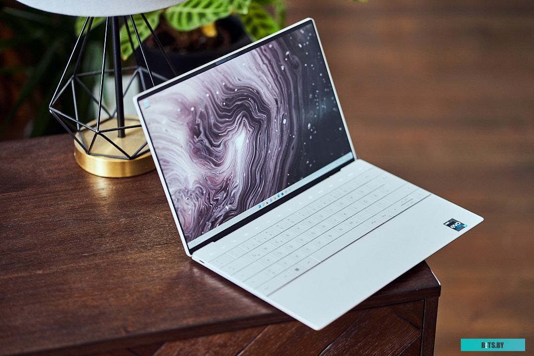 Ноутбук DELL XPS 13 (9340) 9340-7363