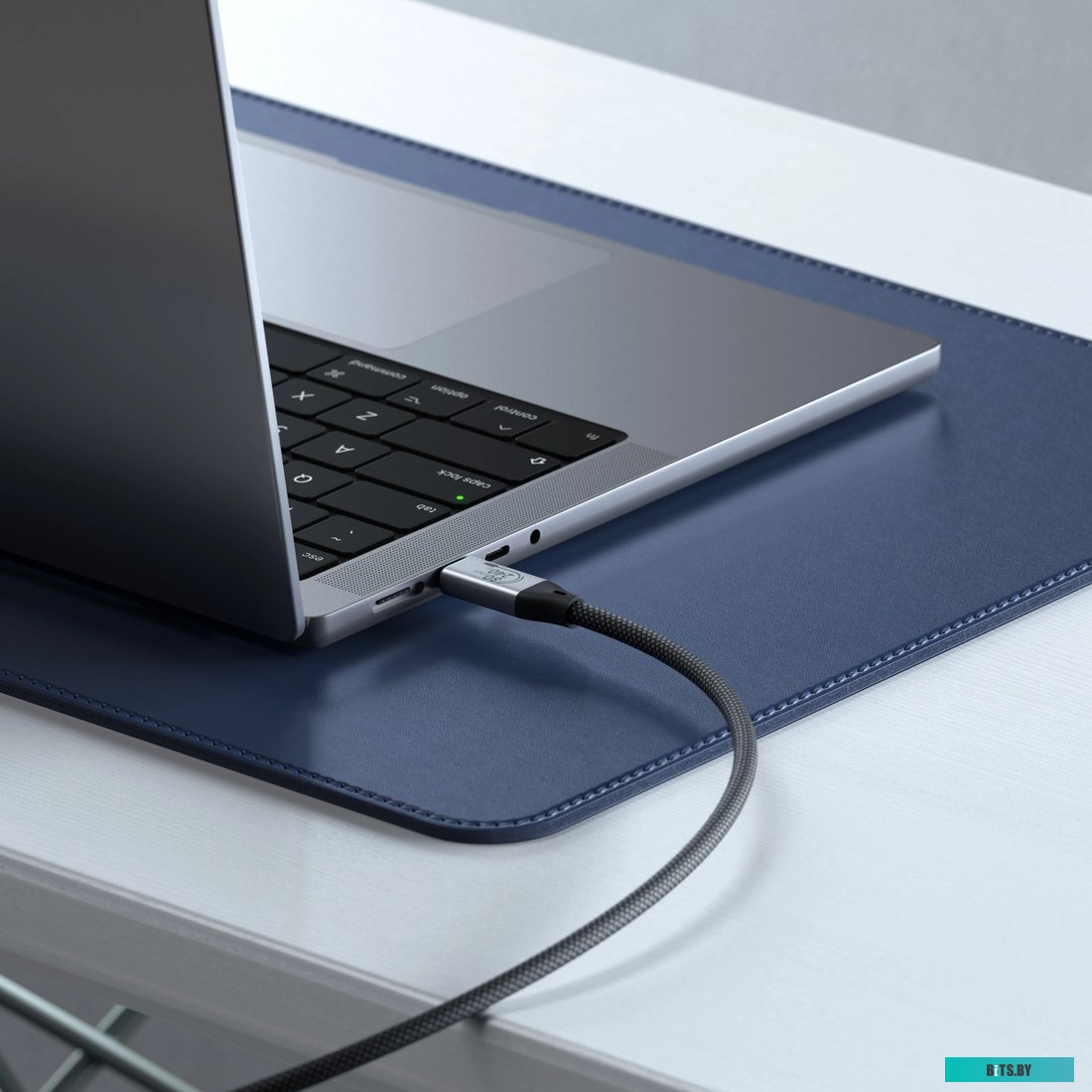 Кабель Satechi USB4 Pro Cable - 1.2M ST-YU4120M