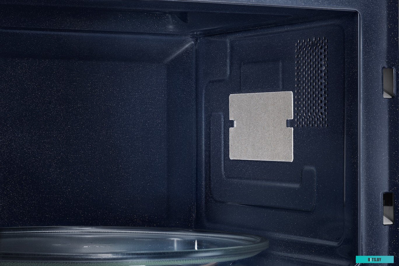 Микроволновая печь Samsung MS23K3513AK