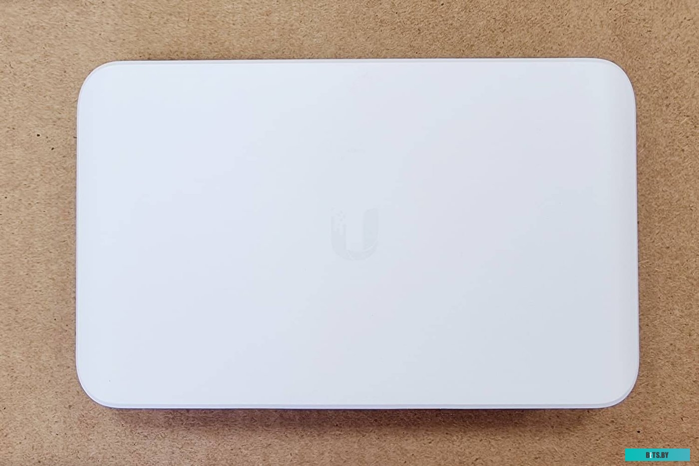 Управляемый коммутатор 2-го уровня Ubiquiti UniFi Switch Lite 8 POE USW-Lite-8-POE