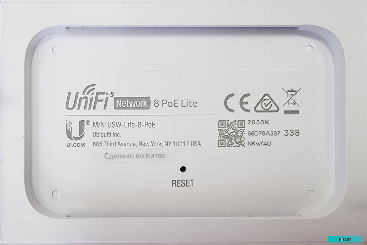 Управляемый коммутатор 2-го уровня Ubiquiti UniFi Switch Lite 8 POE USW-Lite-8-POE