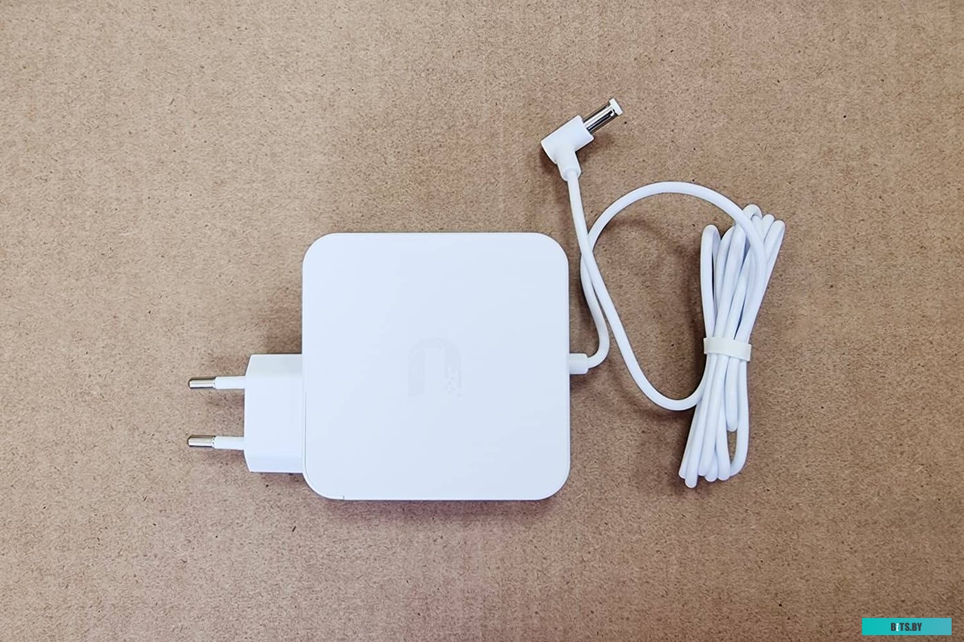 Управляемый коммутатор 2-го уровня Ubiquiti UniFi Switch Lite 8 POE USW-Lite-8-POE