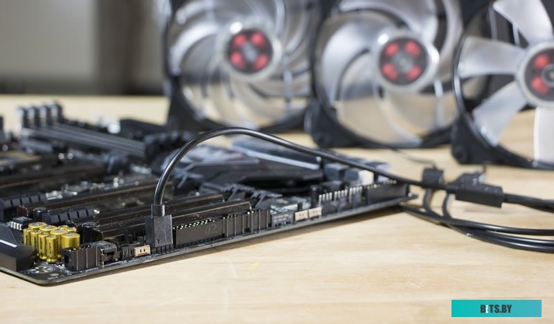 Кабель питания вентилятора Cooler Master R4-ACCY-RGBS-R2