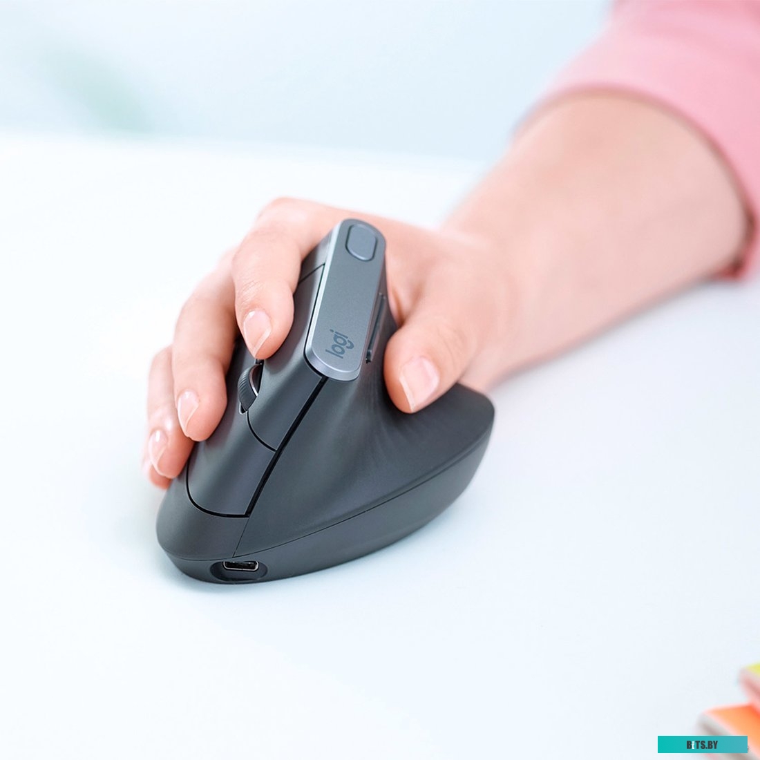 Мышь Logitech MX Vertical