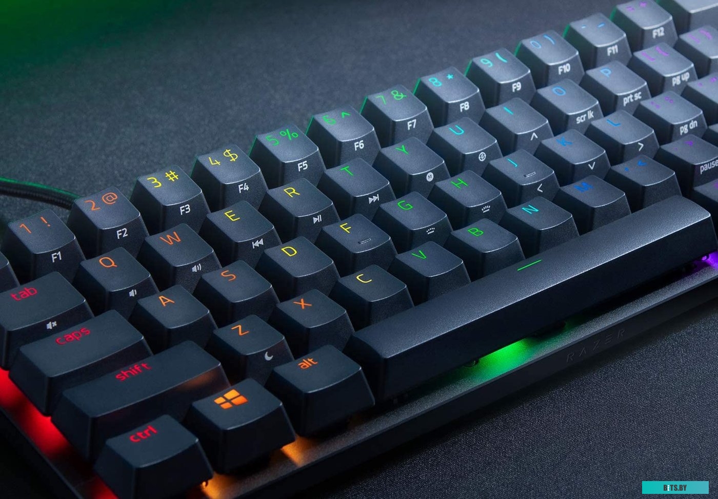 Клавиатура Razer Huntsman Mini Black (Switch - Purple) RZ03-03391500-R3R1