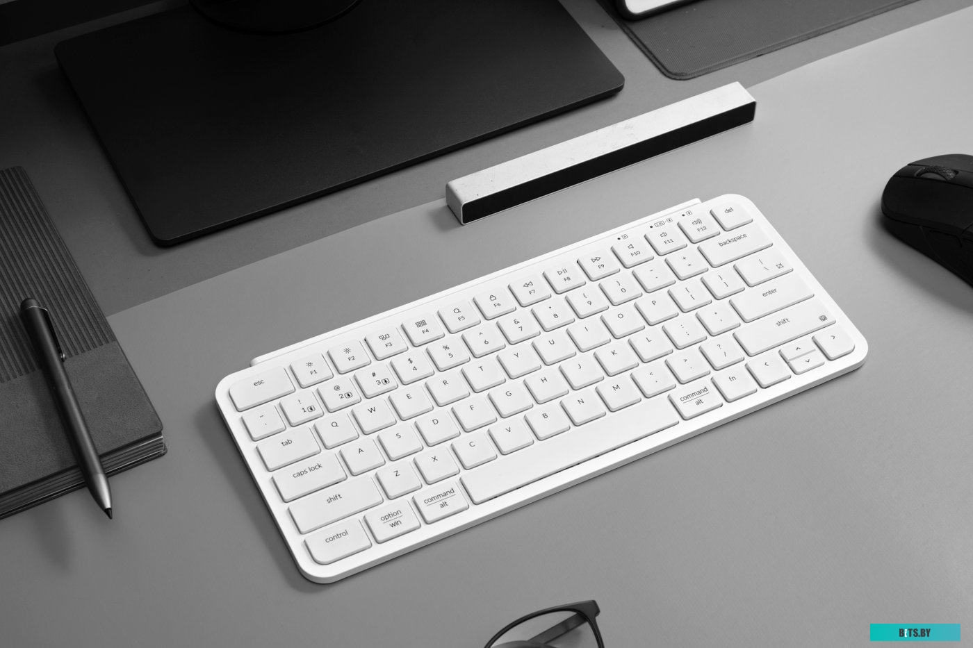 B1P-K8-RU Keychron B1 Pro B1P-K8-RU (белый)