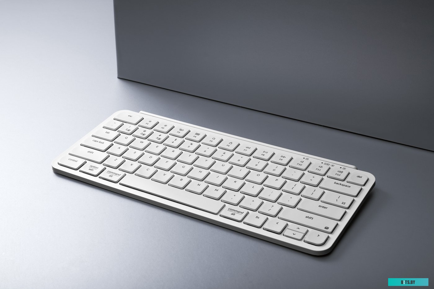 B1P-K8-RU Keychron B1 Pro B1P-K8-RU (белый)