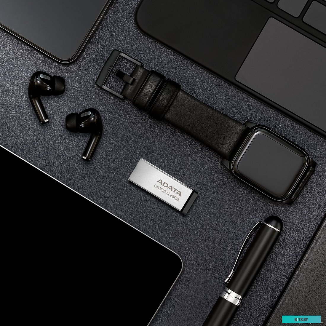 Флешка USB Flash ADATA UR350 128GB UR350-128G-RSR/BK (серебристый/черный)