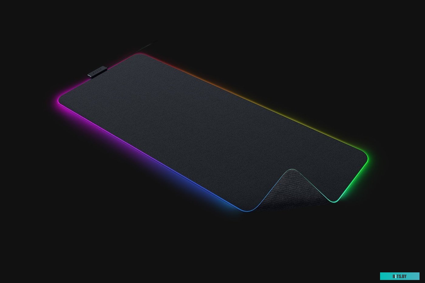 Коврик для мыши Razer Strider Chroma RZ02-04490