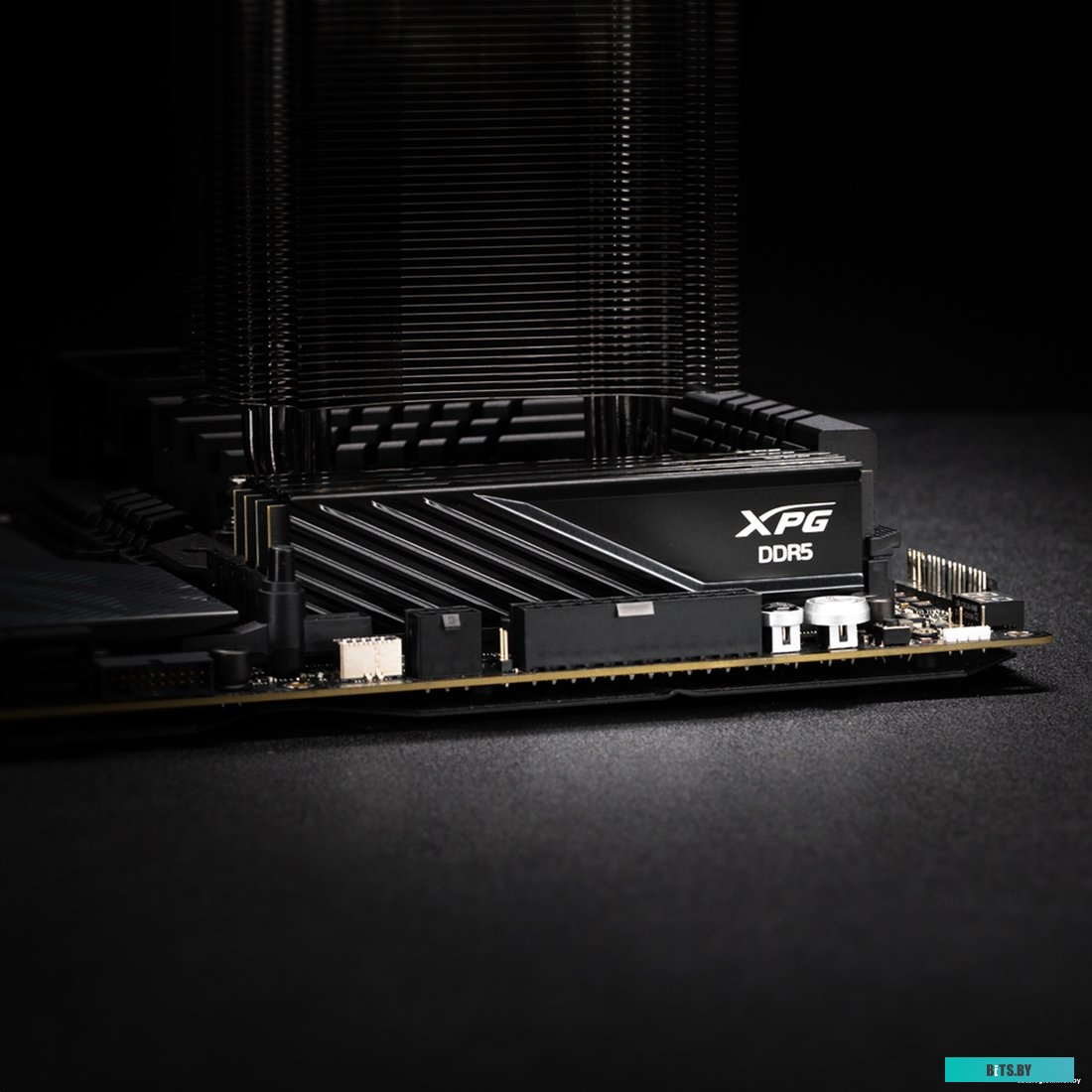 Оперативная память ADATA XPG Lancer Blade AX5U6400C3216G-DTLABBK