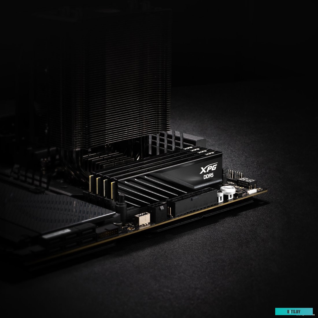 Оперативная память ADATA XPG Lancer Blade AX5U6400C3216G-DTLABBK