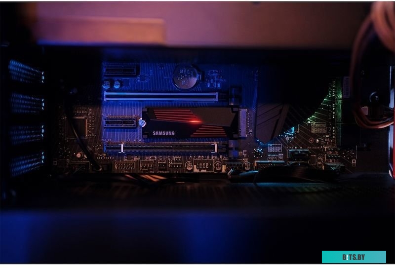 SSD накопитель Samsung 990 Pro с радиатором 4TB MZ-V9P4T0CW