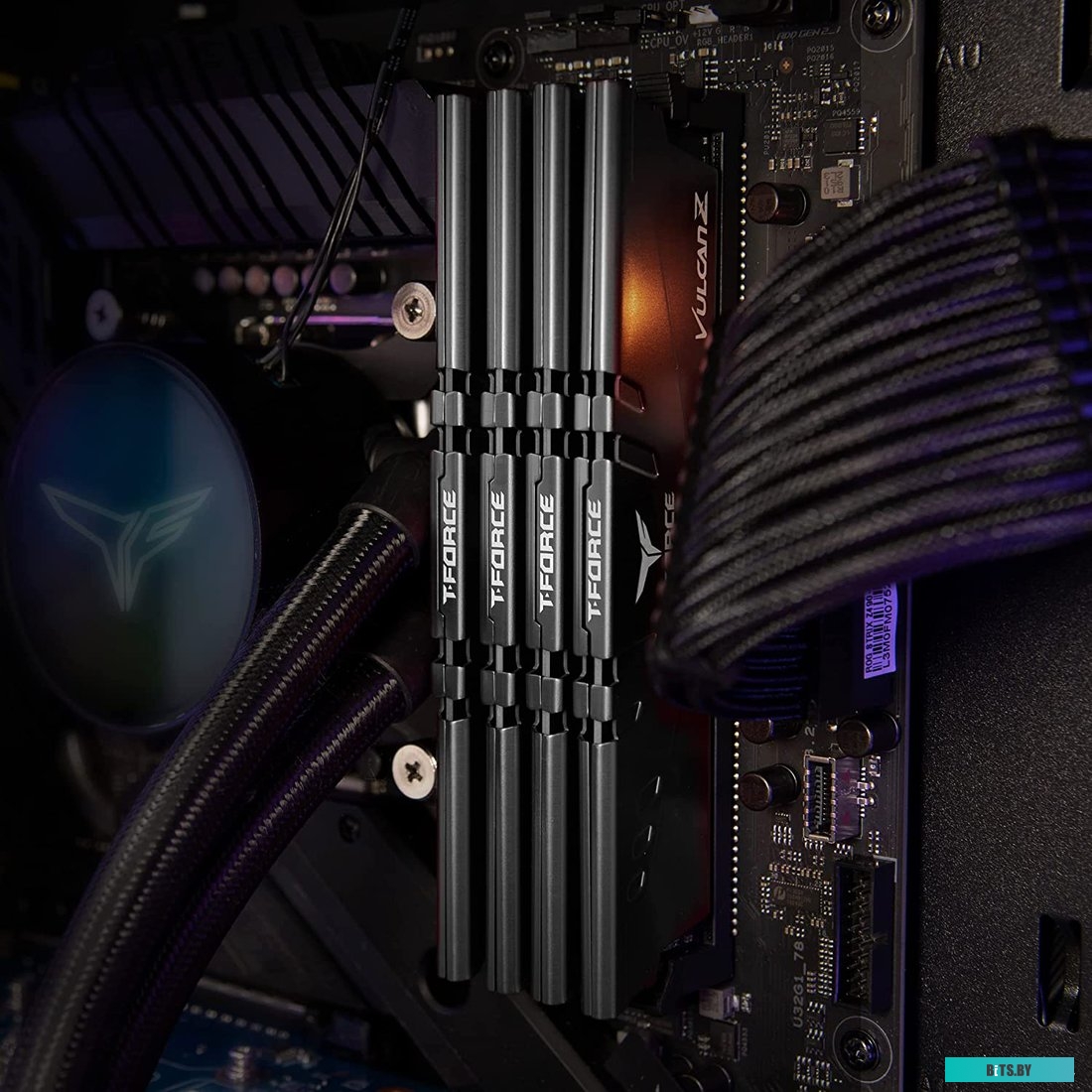 Модуль памяти Team T-Force Vulcan Z 2x16ГБ DDR4 3600 МГц TLZGD432G3600HC18JDC01