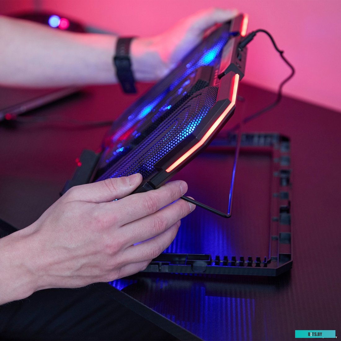 Подставка для ноутбука EVOLUTION LCS-08 RGB 4812755006741