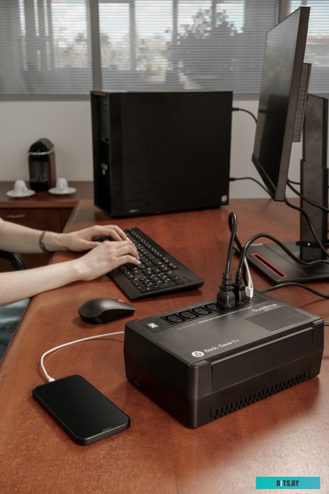 Источник бесперебойного питания Systeme Electriс BVSE800I BVSE800I