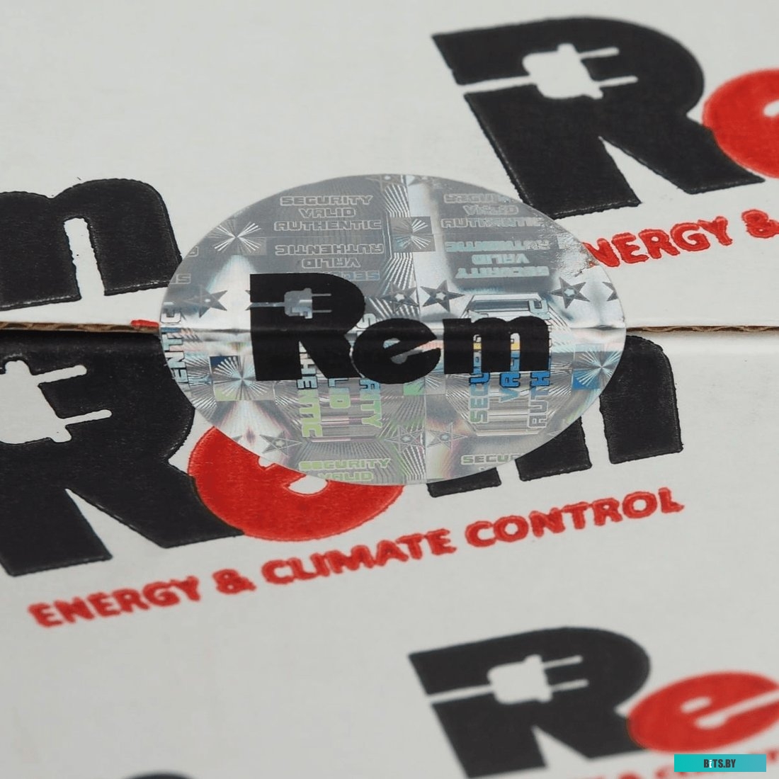 Блок розеток ЦМО Rem R-16-9S-I-440-3 9 Schuko, 16A, алюм., 19", 3м