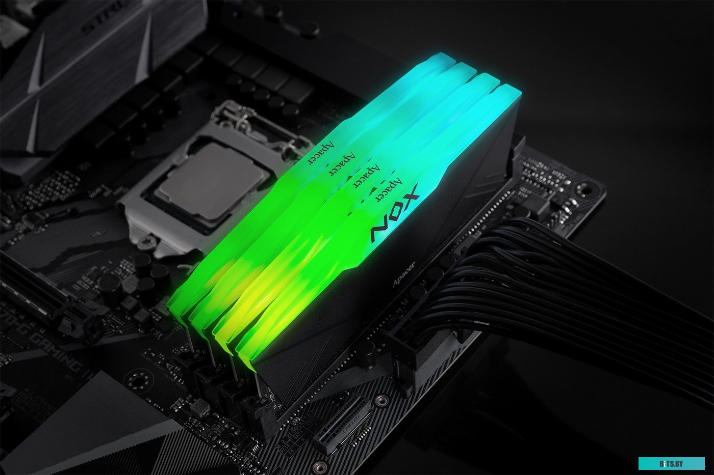 Модуль памяти Apacer NOX RGB 16ГБ DDR4 3200 МГц AH4U16G32C28YNBAA-1