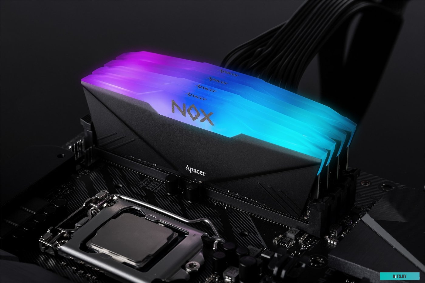 Модуль памяти Apacer NOX RGB 16ГБ DDR4 3200 МГц AH4U16G32C28YNBAA-1