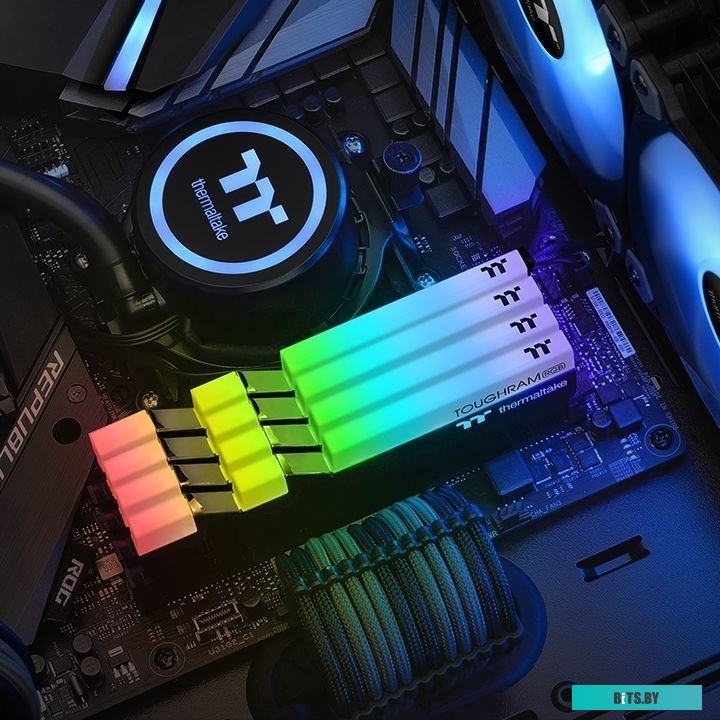 Модуль памяти Thermaltake ToughRam RGB 2x32GB DDR4 PC4-28800 R009R432GX2-3600C18A