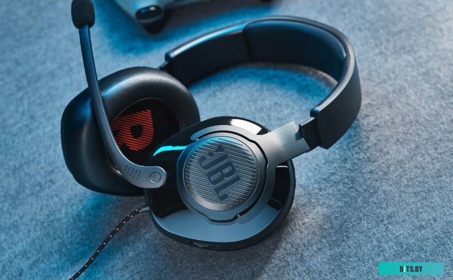 Наушники JBL Quantum 300 <JBLQUANTUM300BLK>