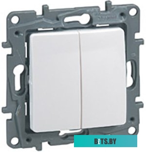 Выключатель Legrand Etika 672202