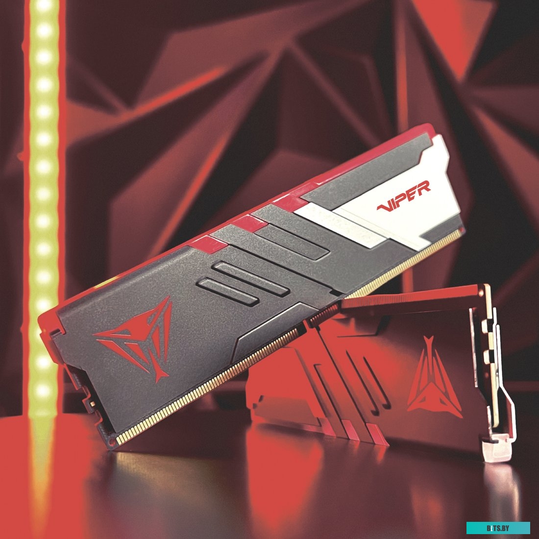 Оперативная память Patriot Viper Venom RGB PVVR564G560C40K